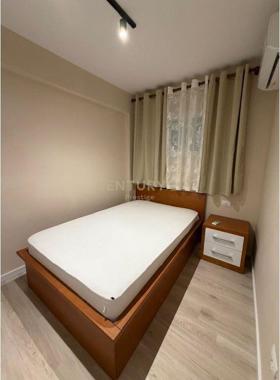 APARTAMENT 2+1 NE QIRA, TEK OXHAKU, TIRANE!