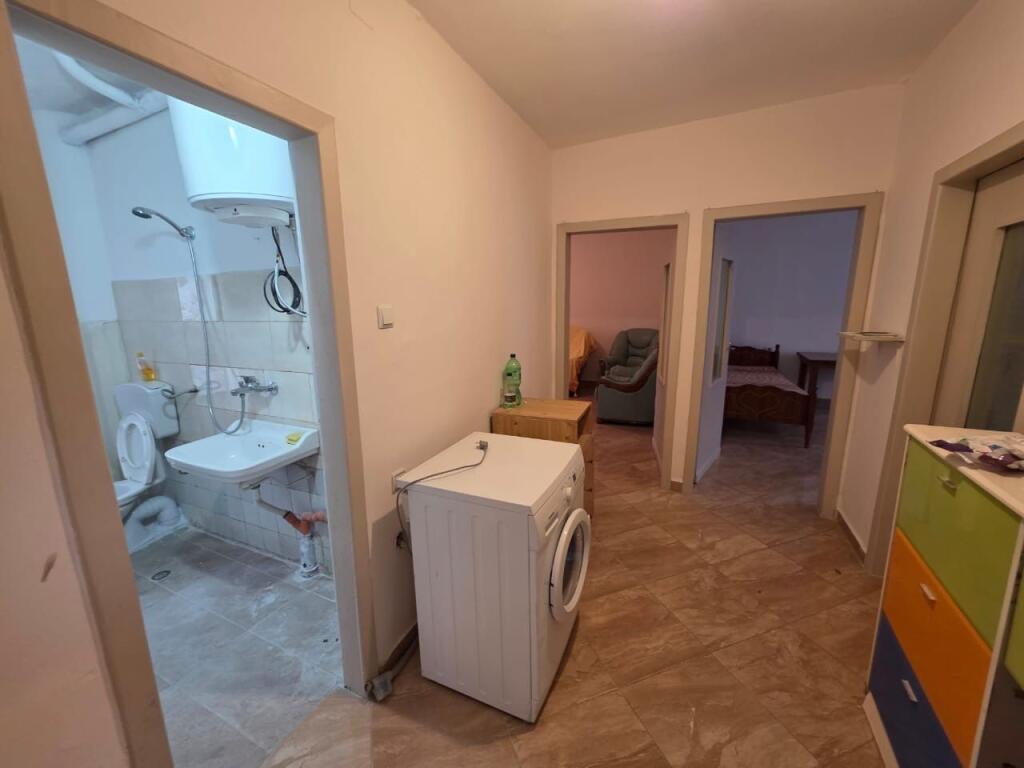 Apartament 1+1 me qera tek Ish Parku 21 Dhjetori