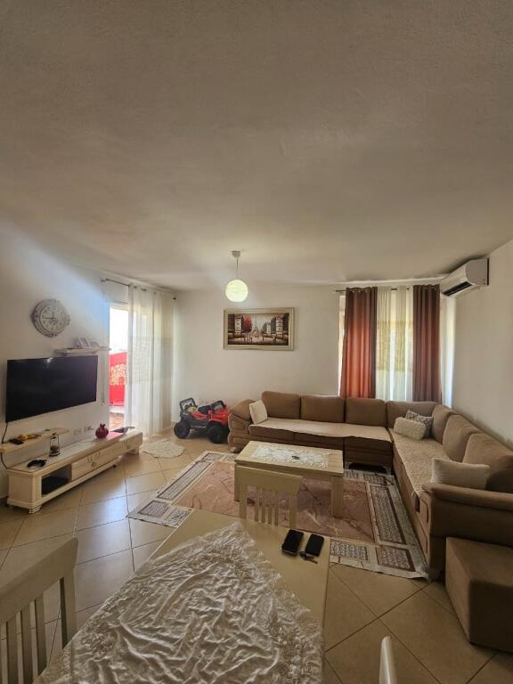 Apartment 1+1 for rent, neighborhood 13 on the beach