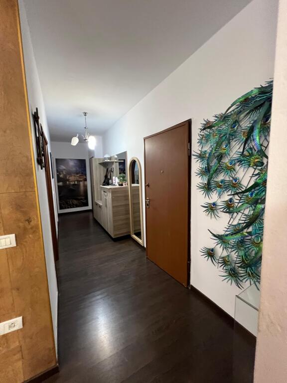 Shitet Super Apartament 2+1+2.Astir