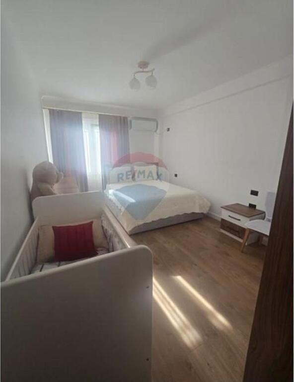 Shitet Apartament 3+1+2 në Astir