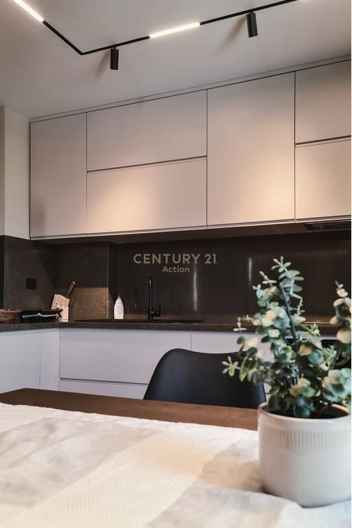 1+1 apartment for rent in the Blloku area