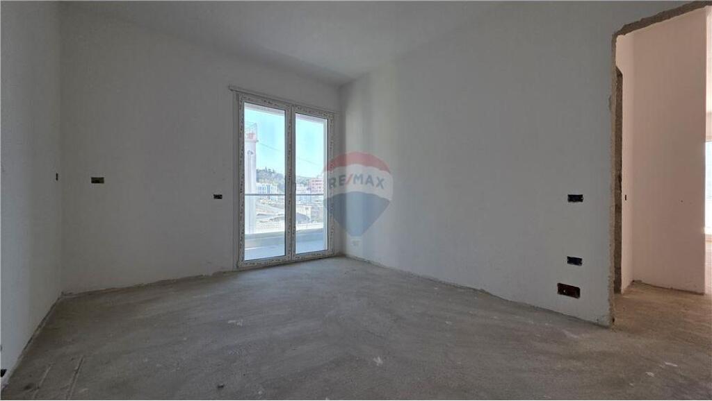 Duplex in vendita vicino alla Chiesa Ortodossa, Vlore