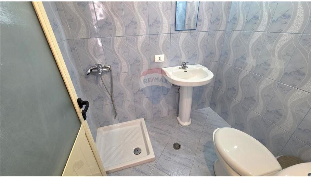 Apartament 2+1+2 në shitje, Rr. e Çipajve, Vlorë 186 000€ (i negociueshem)