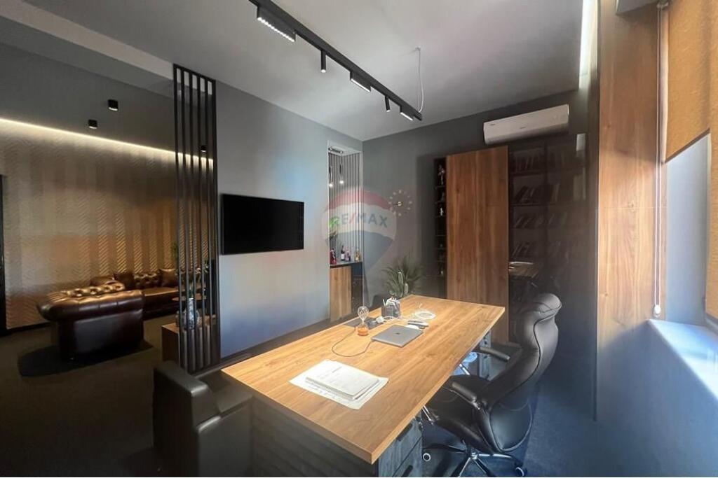 Super Office for sale, "Delijorgji Complex".
