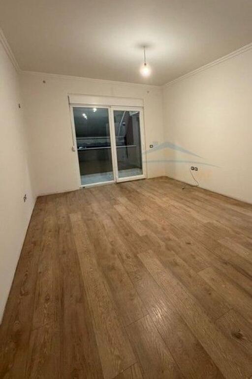 Office space for rent at the Paris Municipality.