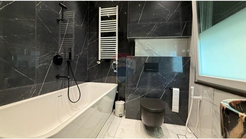 Apartament Luksoz me Qira – Liqeni i Tiranës