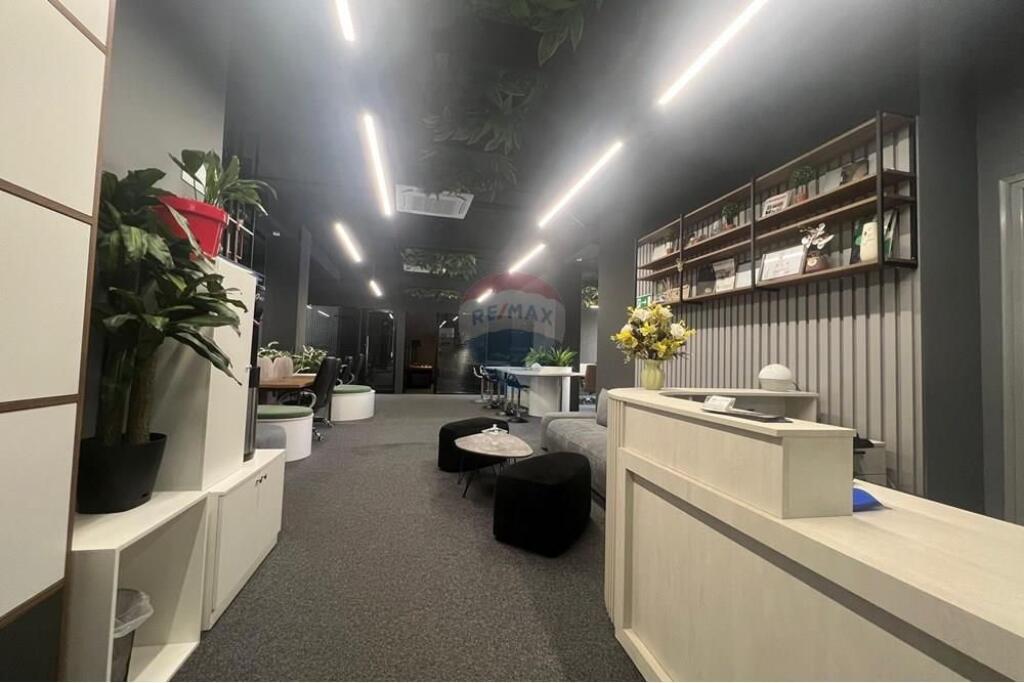 Super Office for sale, "Delijorgji Complex".
