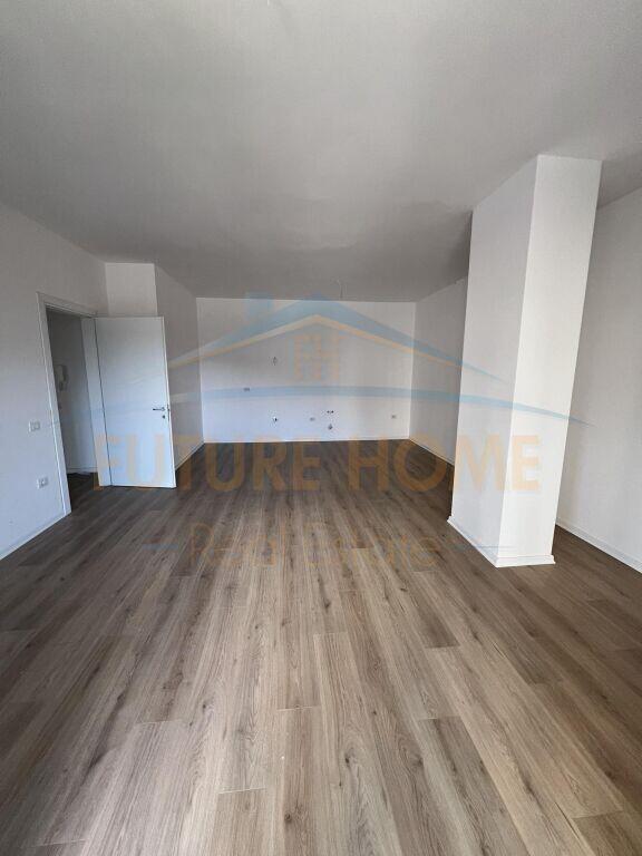 For sale, Apartment 2+1, Unaza e Re.