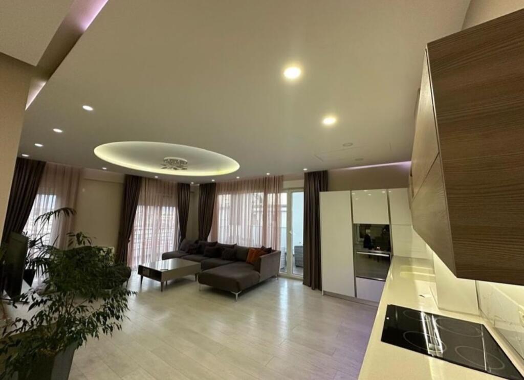 🏡 JEPET ME QIRA APARTAMENT 3+1+2 + GARAZH – KOMPLEKSI FZ 🌿