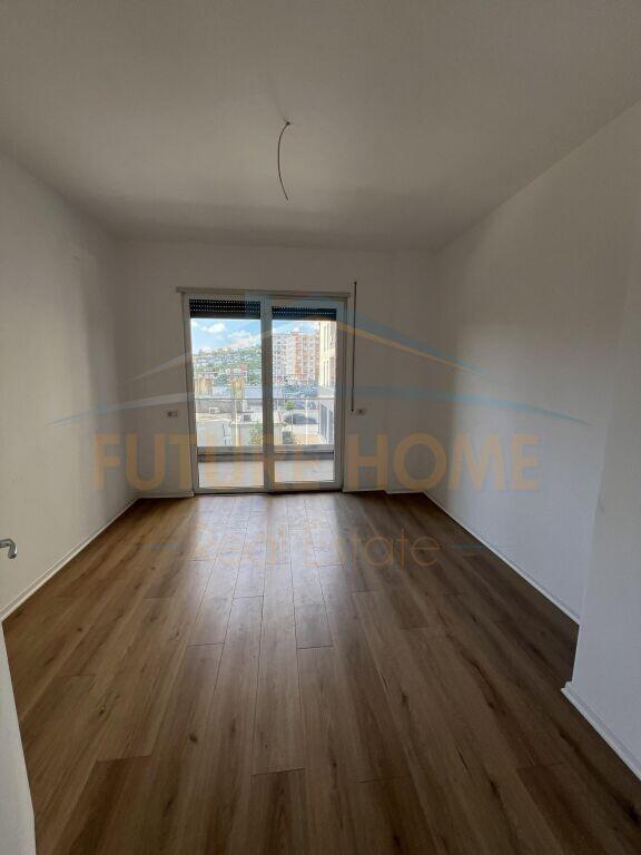 For sale, Apartment 2+1, Unaza e Re.