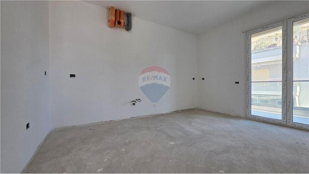 Duplex in vendita vicino alla Chiesa Ortodossa, Vlore