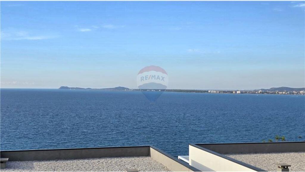 Apartament 1+1 me pamje nga deti prane Marina Bay 3500€/m2 (i negociueshem)