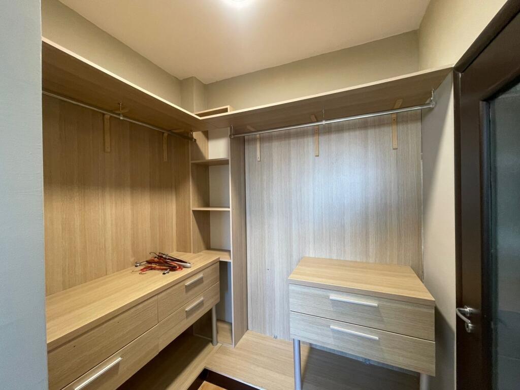 Apartament 2+1+ garderobe per shitje ne Astir