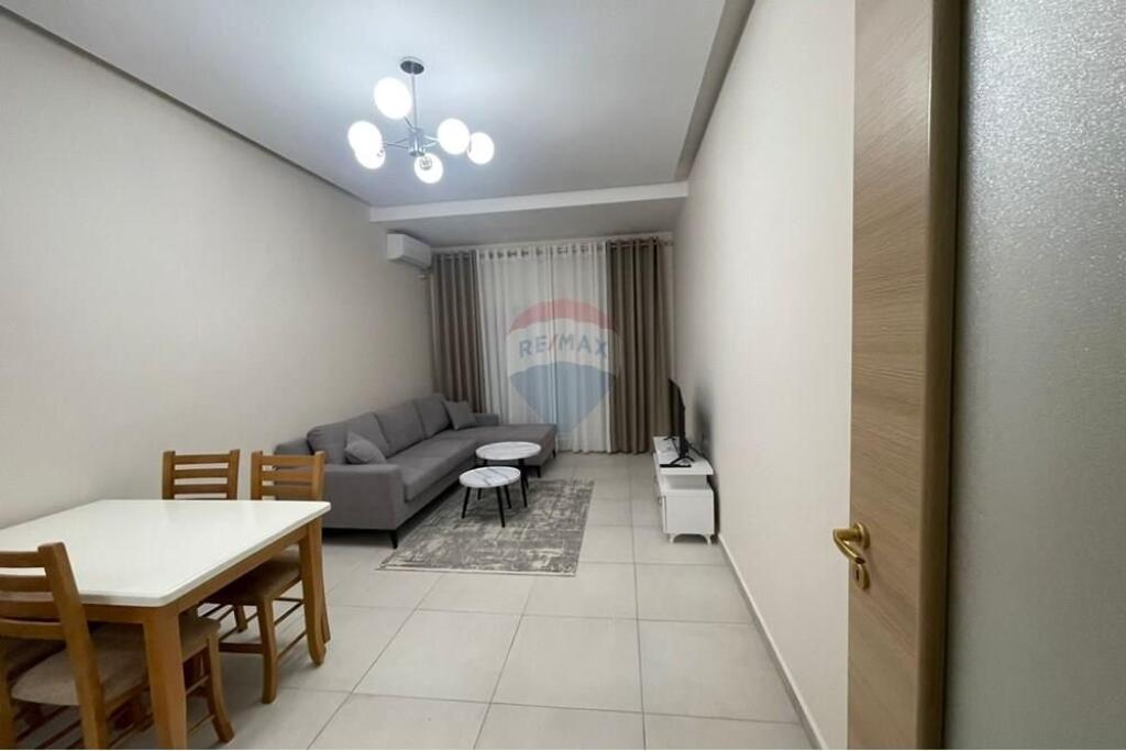 IN VENDITA, APPARTAMENTO 1+1, FRESKU, TIRANA