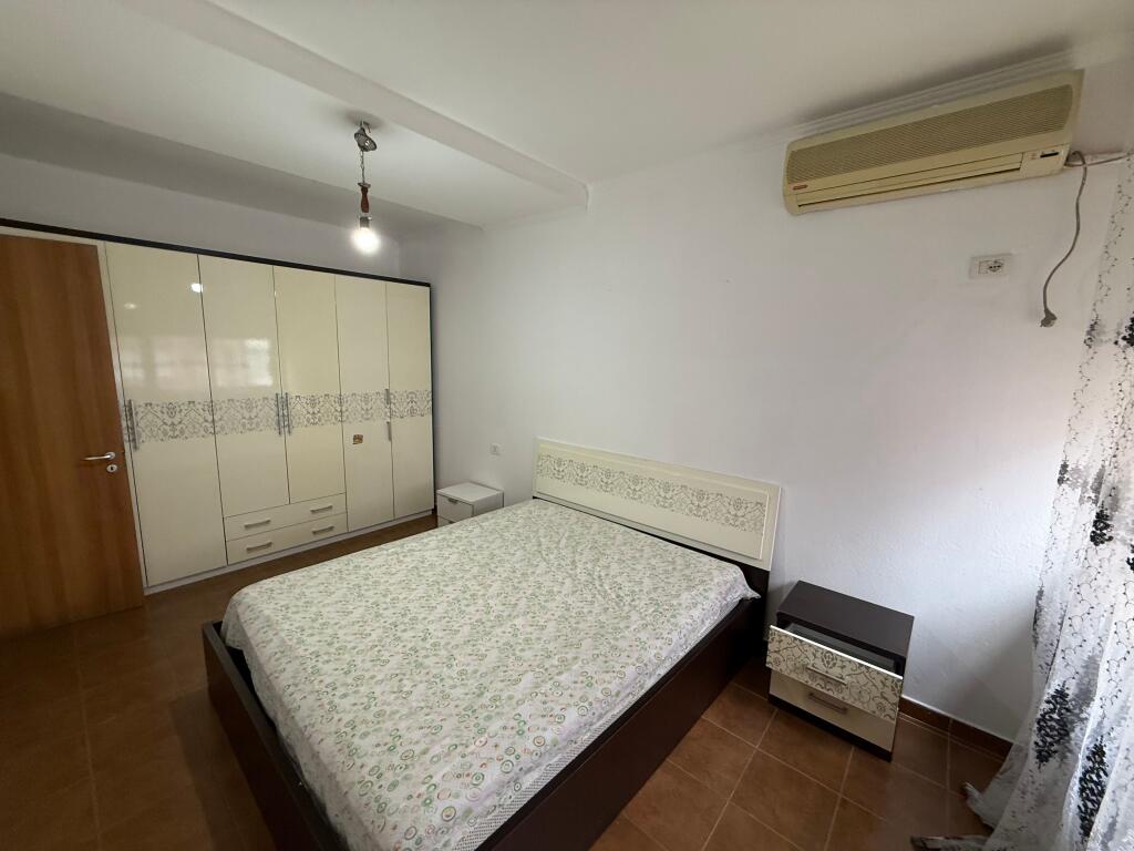 📣 QERA Apartament 1+1 📍 Prane Kompleksit Grand Gallery, Yzberisht ✨   🏢 Ndertim i Ri  🛋️ Totalisht i Mobiluar   💶 Cmimi 40.000 Leke