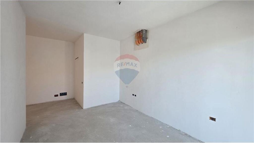 Duplex in vendita vicino alla Chiesa Ortodossa, Vlore