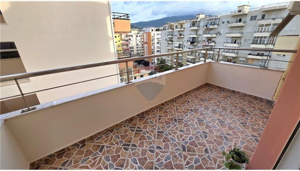 Apartament 2+1+2 në shitje, Rr. e Çipajve, Vlorë 186 000€ (i negociueshem)