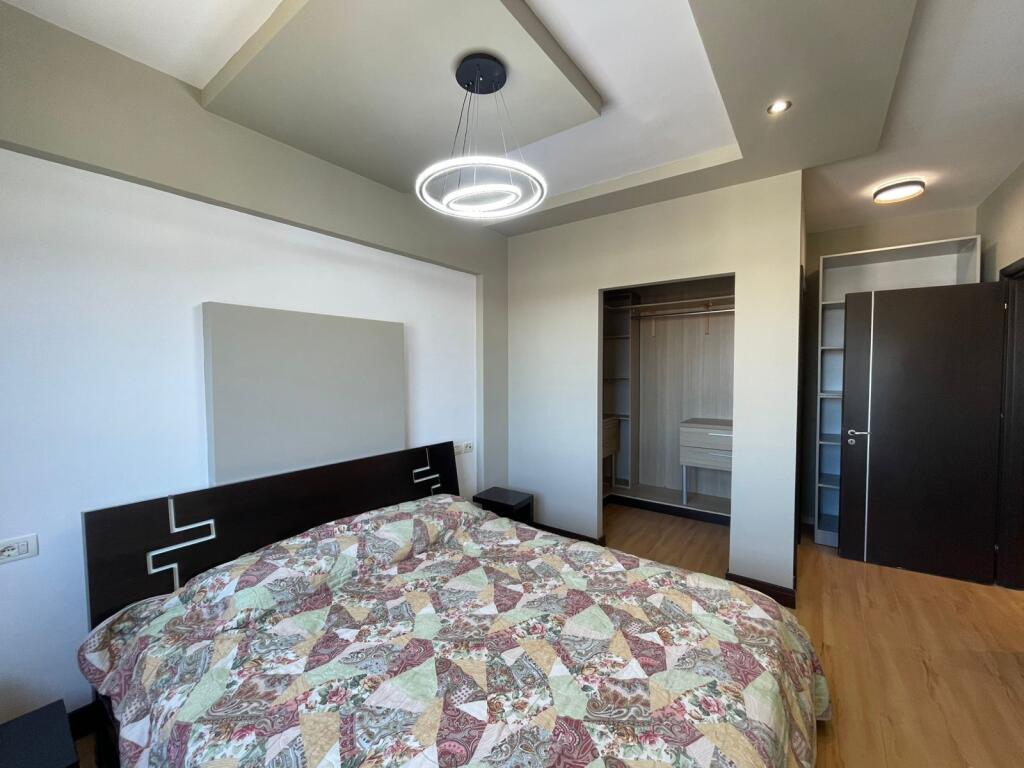 Apartament 2+1+ garderobe per shitje ne Astir