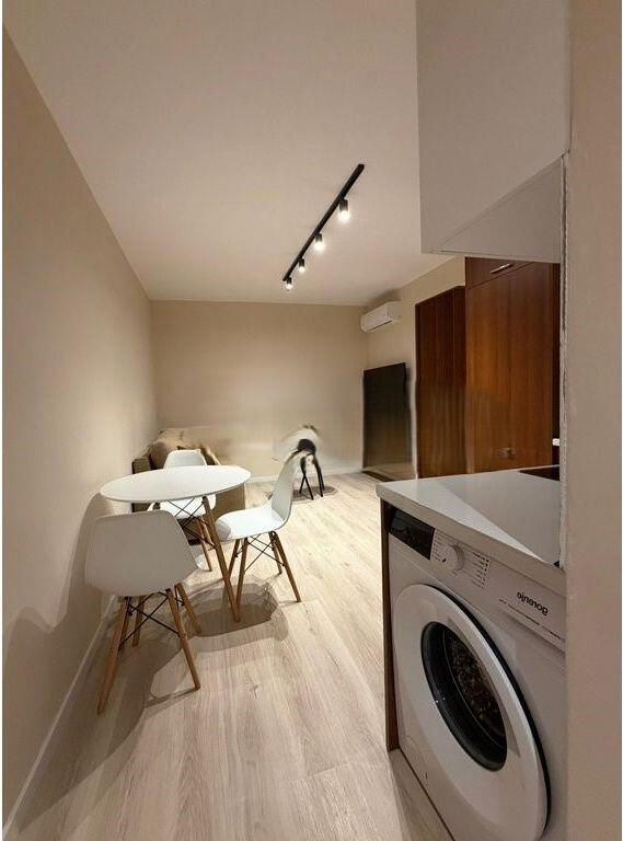 APARTAMENT 2+1 NE QIRA, TEK OXHAKU, TIRANE! 550 € /Muaj