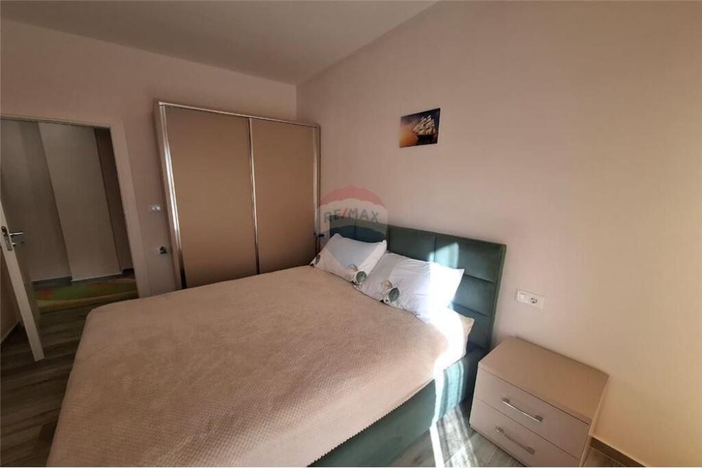 🏢 Appartamento 2+1 in Vendita – Via Ali Demi, Vlorë
