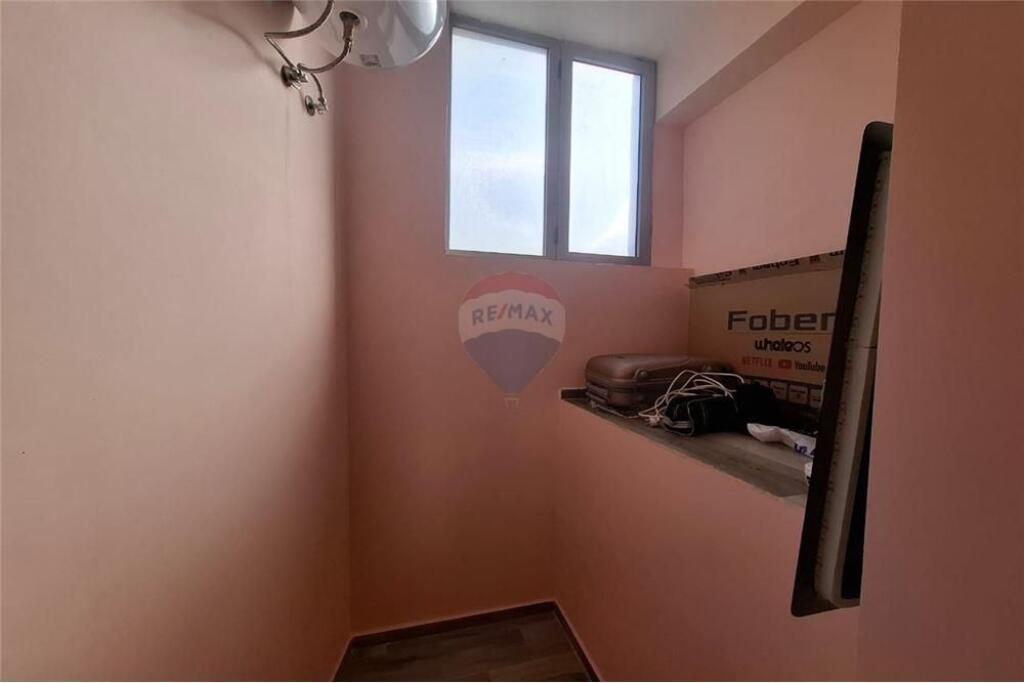 🏢 Appartamento 2+1 in Vendita – Via Ali Demi, Vlorë