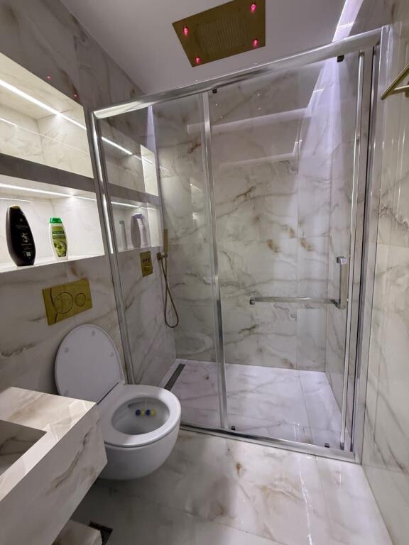 Apartament 1+1 me qira tek 21 Dhjetori!