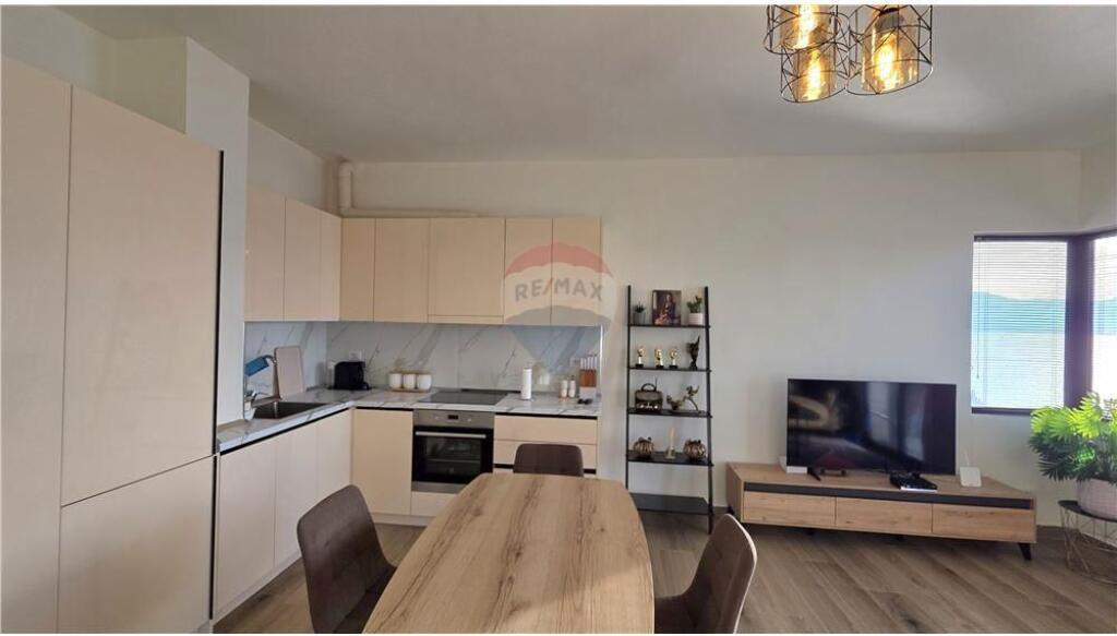 🏢 Appartamento 2+1 + posto auto in Vendita – Uji i Ftohtë, Vlorë