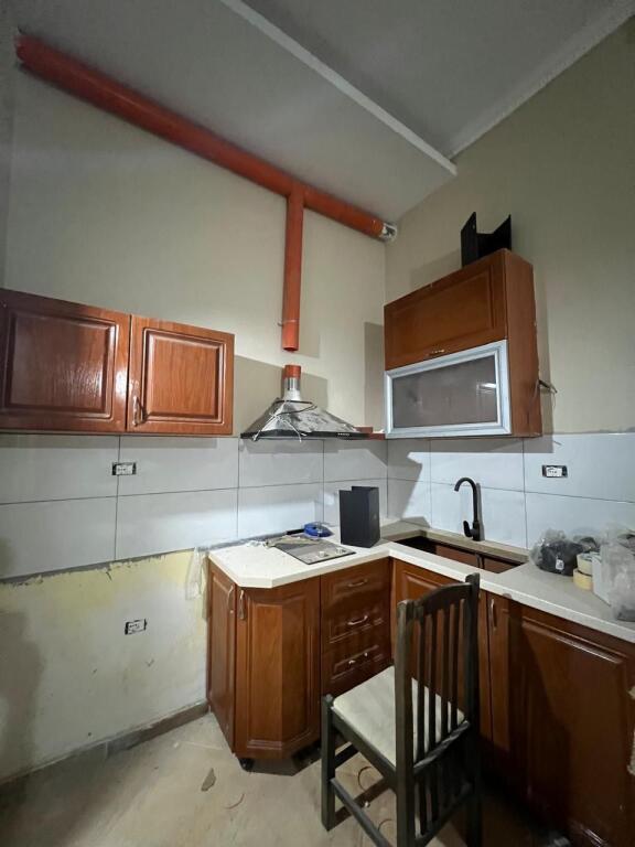 LARGE STUDIO WITH BALCONY, SEPARATE ENTRANCE