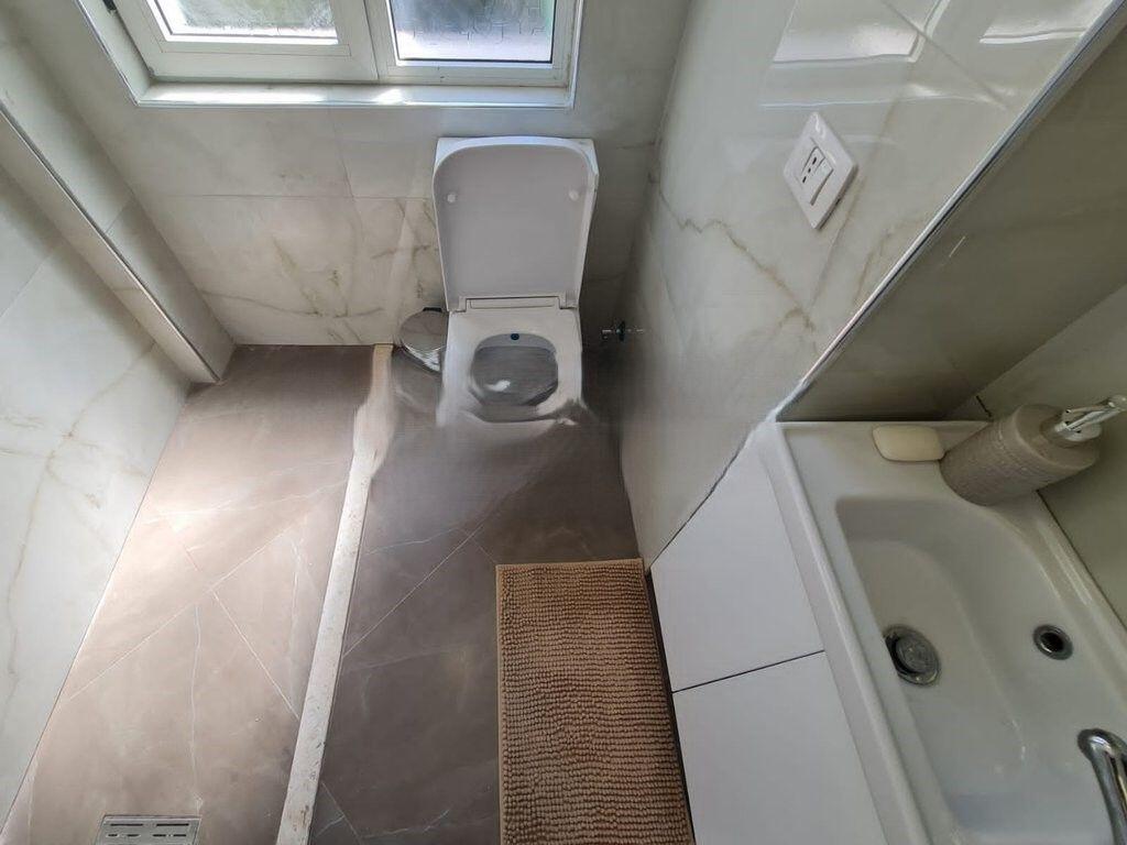 MONOLOCALE INVESTITO IN VENDITA VICINO A PIAZZA WILLSON-  108.000 €