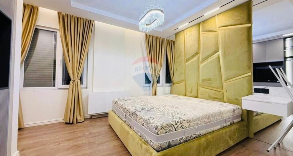 📍Jepet me qera Apartament luksoz 2+1 tek Liqeni i Tiranes