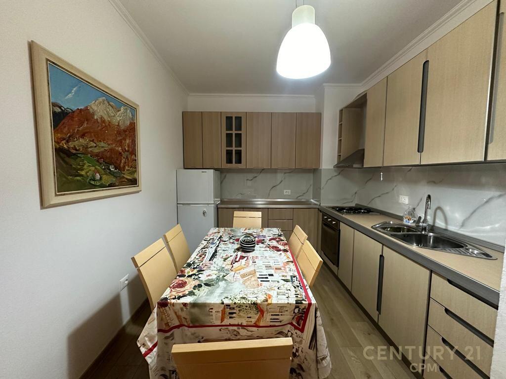 Affittiamo appartamento 1+1 in centro! 700 € /mese