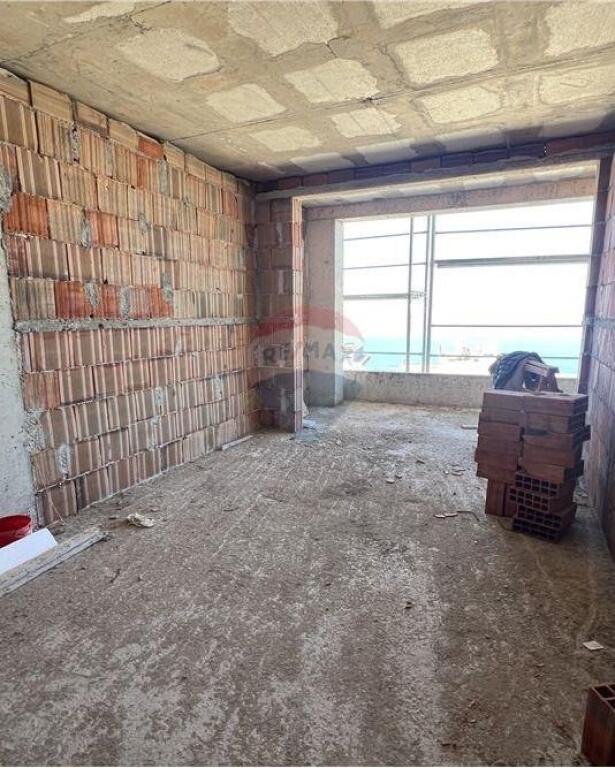 🏢 Apartment 1+1 for Sale – Lungo Mare, Vlorë