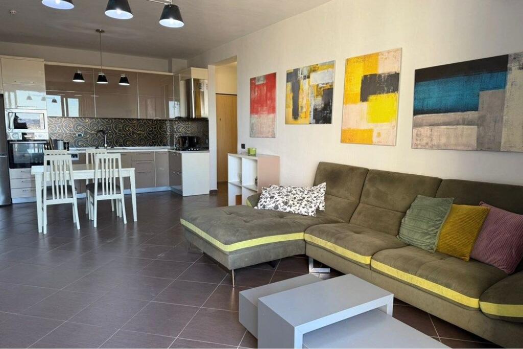 Apartment for sale in Kodra e Diellit 1