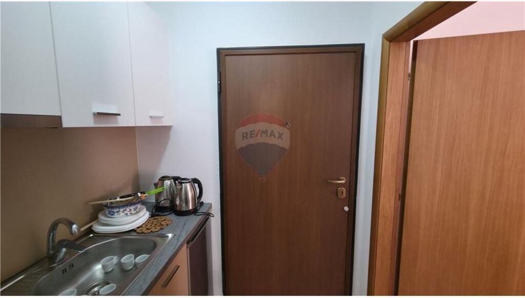 Monolocali in vendita a Uje te Ftohte, Vlore