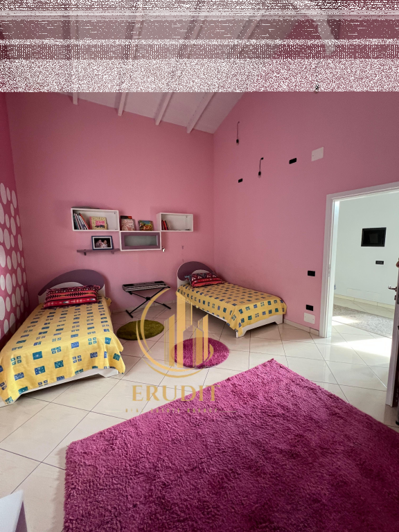 Apartment 4+1 furnished for rent