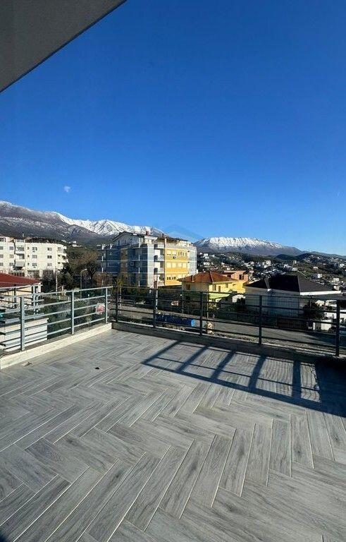 Apartment 2+1+2+ Veranda for sale, Shkozë..