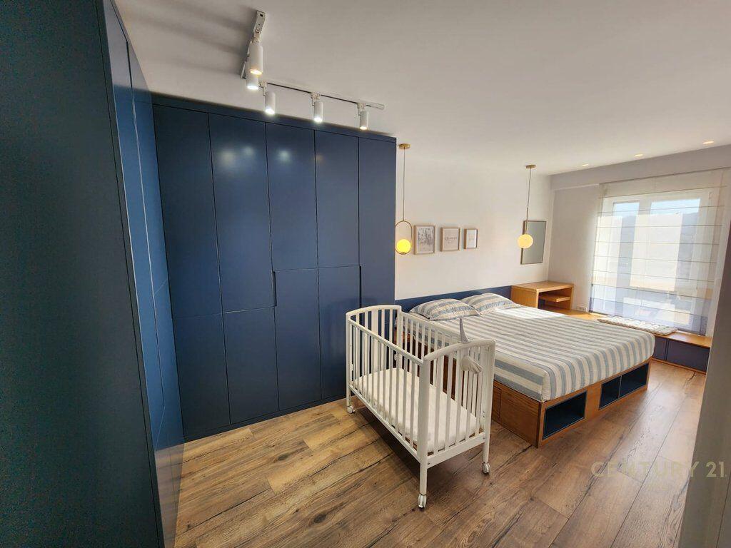SHITET SUPER APARTAMENT 2+1+2 TEK 21 DHJETORI (KOMPLEKSI MAGNET)!
