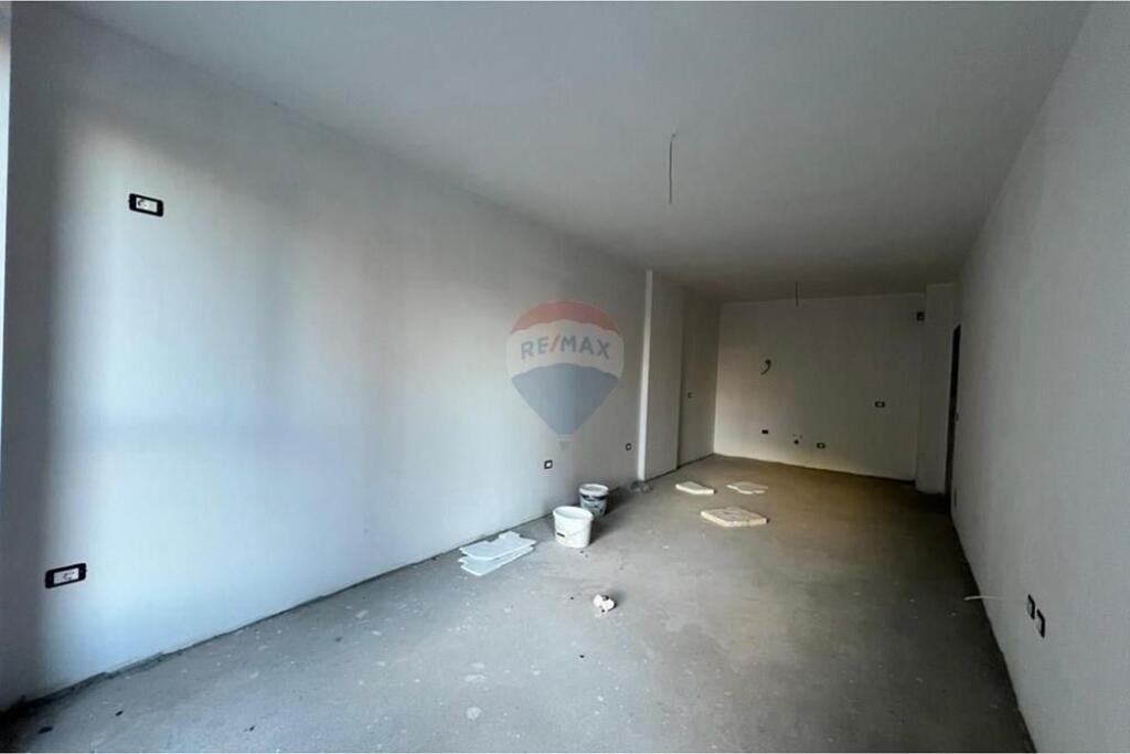 Apartment 1+1 for sale, near Bulevardi i Ri!
