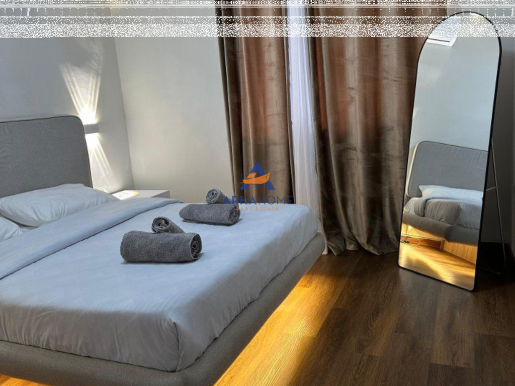AFFITTASI APPARTAMENTO 2+1+ BALCONE "PIAZZA WILLSON" 800 EURO