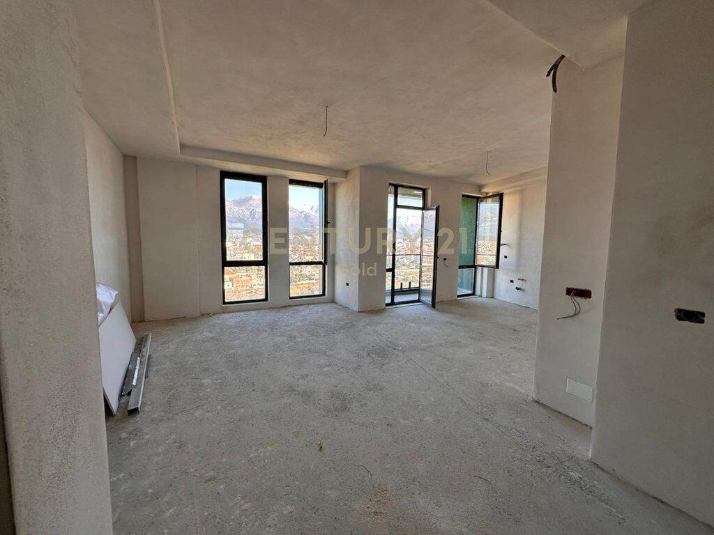 FOR SALE APARTMENT 3+1+2+ 1 PARKING SPACE AT THE NEW BOULEVARD! 290,000 € Total Area 156m2