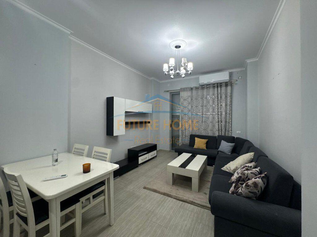 Affitto, Appartamento 2+1+Posto Auto, Nuovo Anello, Tirana.