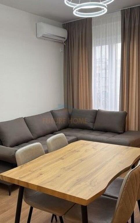 Qera , Apartament 1+1 , Komuna e Parisit , Tirane