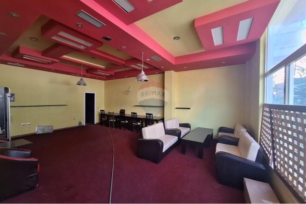 Bar/Kafe - Për Shitje - Rruga e Thesarit, Tiranë(ID: 530411012-66)