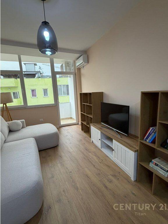 Apartment 2+1 PER QIRA TEK BULEVARDI I RI
