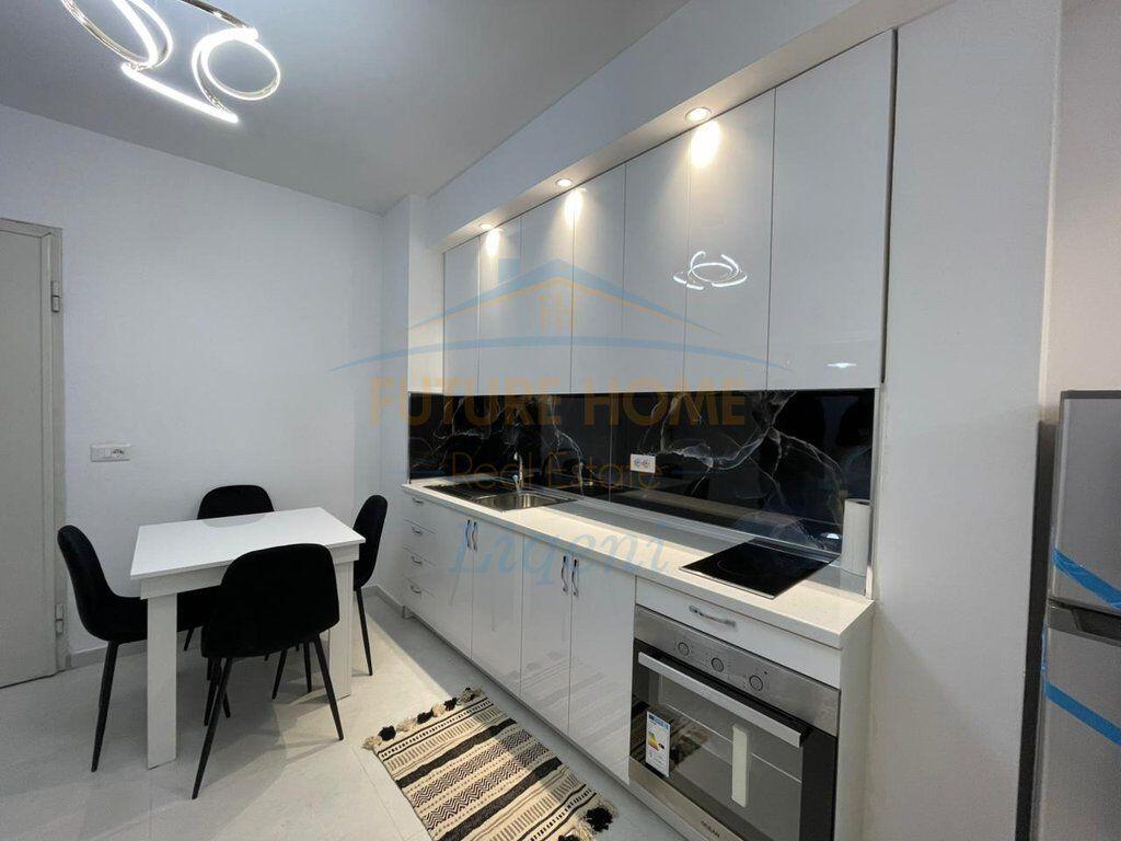 QERA APARTAMENT 1+1  KOPSHTI BOTANIK   