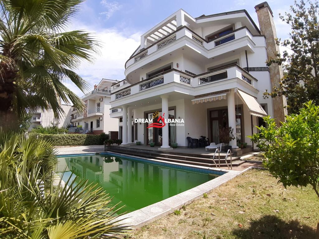 Villa for sale on Elbasan street near the German villas in Tirana (ID 4151047)