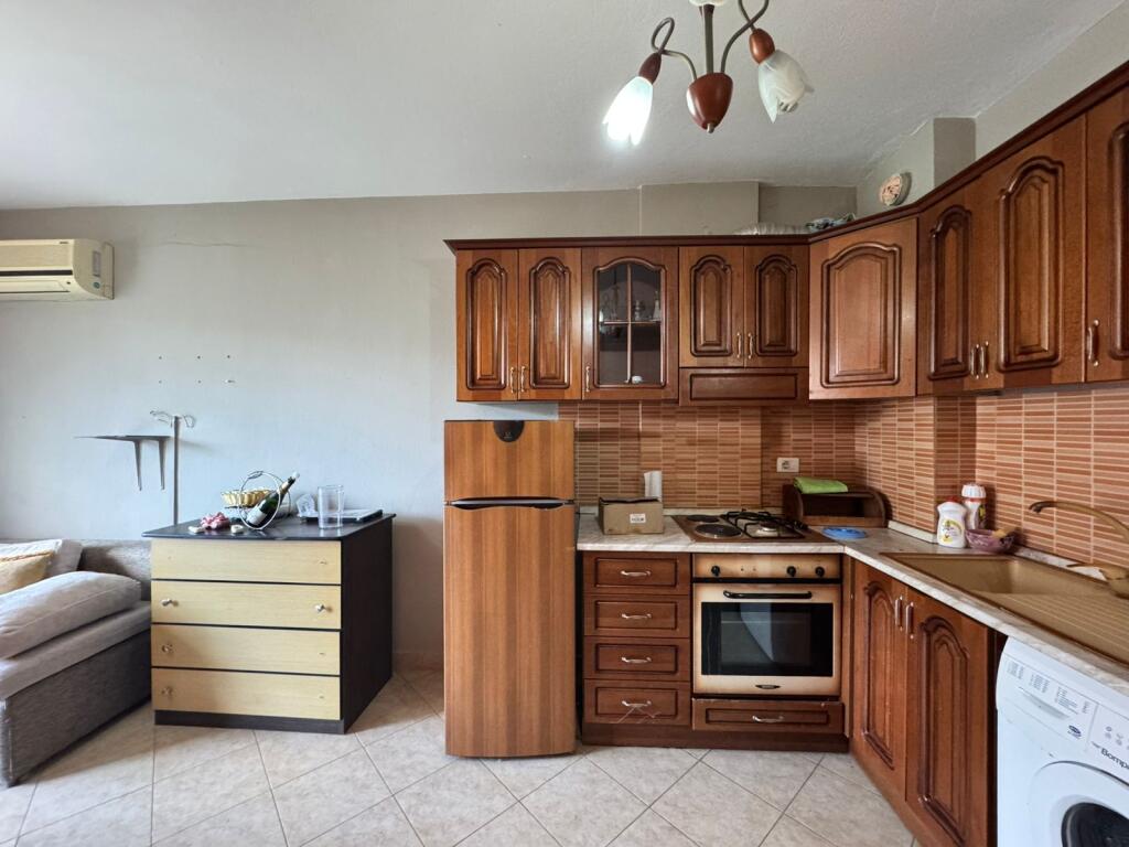 Appartamento 1+1 in Vendita – Mal i Robit, Durrës