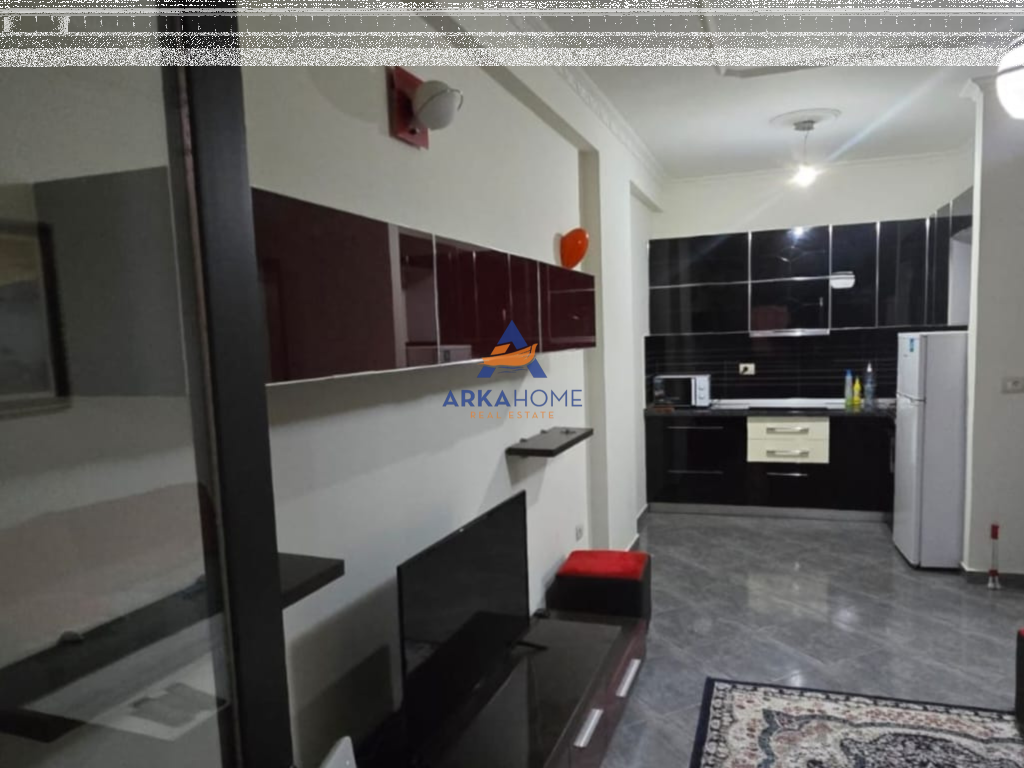 JEPET ME QERA APARTAMENT 1+1+BALLKON "LIQENI ARTIFICJAL" 55.000 LEKE