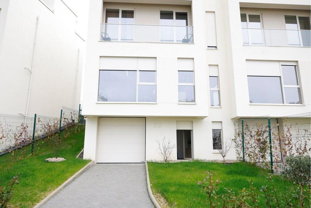 Villa for sale at Lake Farka